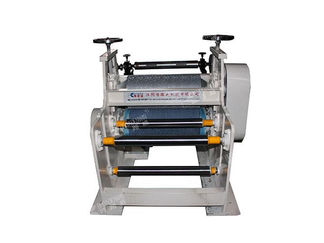 箔片壓紋機(jī) http://m.sdytweb.cn/uploadfiles/211.149.255.8/webid1945/source_water/202202/164596991616.jpg